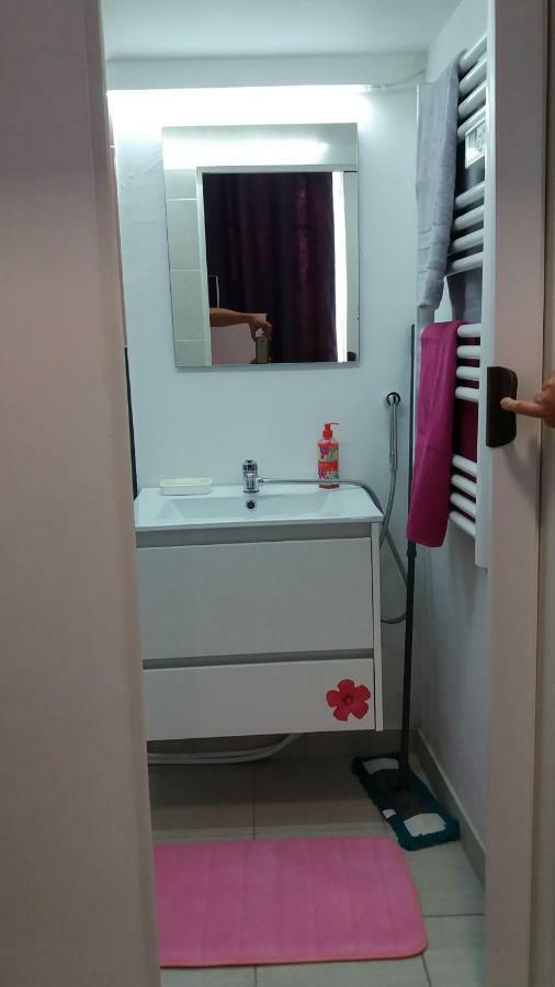 Nice Apart Backpackers S5 Apartment ภายนอก รูปภาพ
